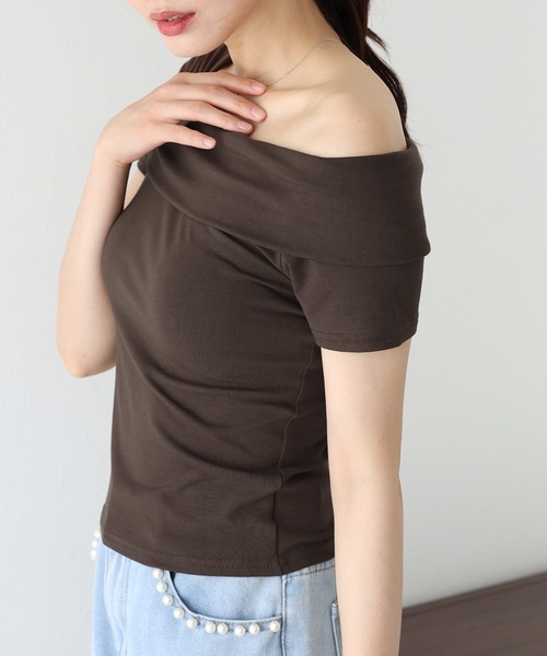 BLUEEAST(ブルーイースト)の「アシンメトリーオフショルトップス(Tシャツ/カットソー・レディース・ブラウン/ブラック/ホワイト・MEDIUM)」の16枚目の写真