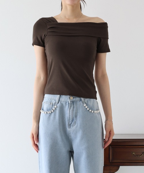 BLUEEAST(ブルーイースト)の「アシンメトリーオフショルトップス(Tシャツ/カットソー・レディース・ブラウン/ブラック/ホワイト・MEDIUM)」の13枚目の写真