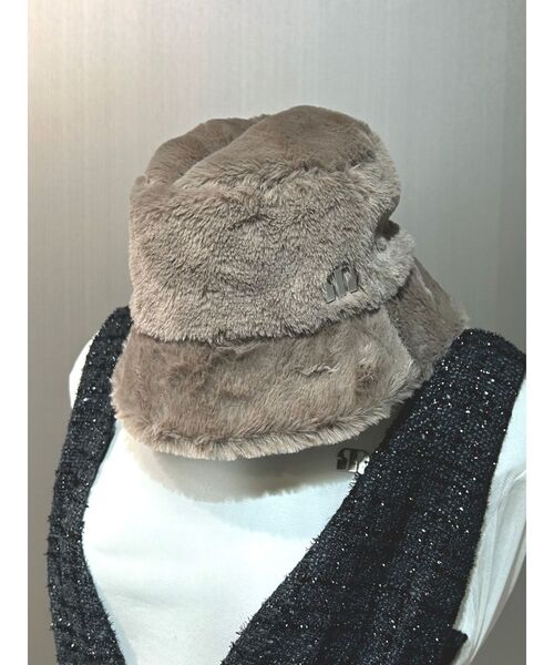 MURUA（ムルーア）の「フェイクファーバケットハット（ハット・レディース・ブラック/グレー/ホワイト/モカ・FREE）」の4枚目の写真
