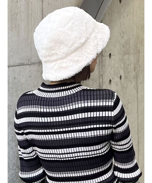 MURUA（ムルーア）の「フェイクファーバケットハット（ハット・レディース・ブラック/グレー/ホワイト/モカ・FREE）」の18枚目の写真