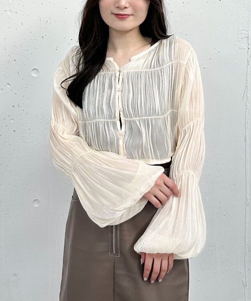 archives（アルシーヴ）の「シャイニーシアーギャザーブラウス／（シャツ/ブラウス・レディース・モカ/ブラック/アイボリー・MEDIUM）」の2枚目の写真