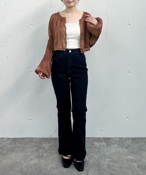 archives（アルシーヴ）の「シャイニーシアーギャザーブラウス／（シャツ/ブラウス・レディース・モカ/ブラック/アイボリー・MEDIUM）」の21枚目の写真