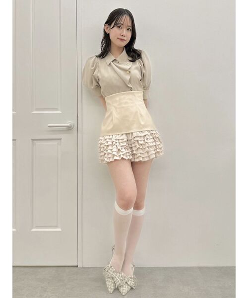 dazzlin（ダズリン）の「スーパーミニチラフリルスカパン（その他パンツ・レディース・アイボリー/ブラック・SMALL/MEDIUM）」の16枚目の写真