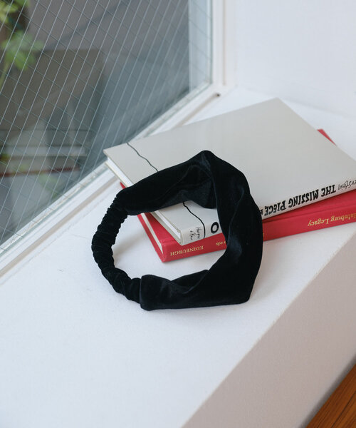 Kastane(カスタネ)の「*ベロアヘアバンド(ヘアバンド・レディース・ブラック/ブラウン・FREE)」の6枚目の写真
