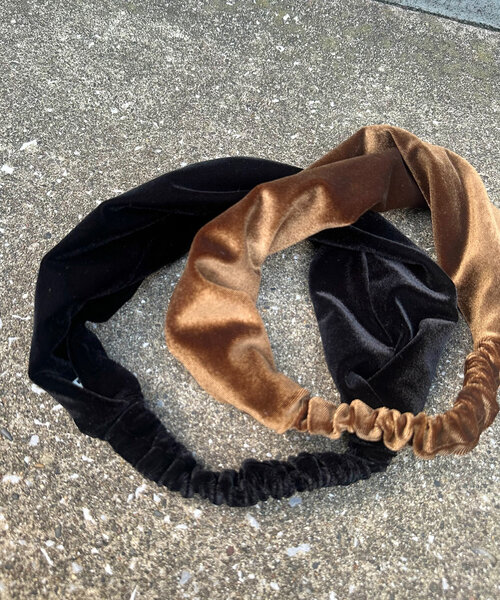 Kastane(カスタネ)の「*ベロアヘアバンド(ヘアバンド・レディース・ブラック/ブラウン・FREE)」の13枚目の写真
