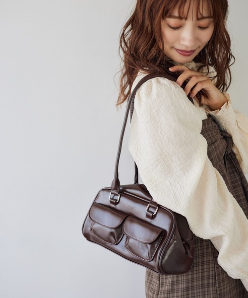 mysty woman(ミスティウーマン)の「アウトポケットBAG 204729(ハンドバッグ・レディース・ホワイト/ブラウン/ブラック/ブルー・FREE)」の4枚目の写真