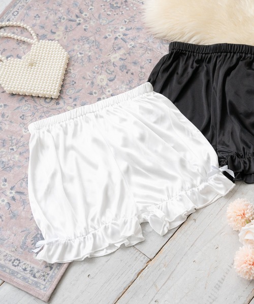 Lilymel(リリメル)の「フリルリボンカボチャペチパンツ(その他パンツ・レディース・ホワイト/ブラック・MEDIUM/LARGE/LL/3L)」の12枚目の写真