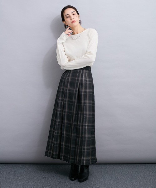 le cercle ADAM ET ROPE'(ルセルクルアダムエロペ)の「シアーベロアトップス(Tシャツ/カットソー・レディース・ホワイト/チャコールグレー/マスタード/ライム・FREE)」の6枚目の写真