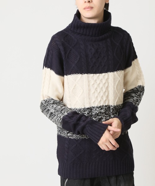 ARCADE（アーケード）の「選べる クルーネック＆タートルネック ケーブル編みニット セーター Bling Leads（ニット/セーター・メンズ・ブルー系その他2/アイボリー系2/ライトグレー系1/ブラック系2/ブラック系その他2/グリーン系1/ブルー系1/グレー系その他2/アイボリー系1/ライトグレー系2/ブラック系1・M/XL/L）」の10枚目の写真