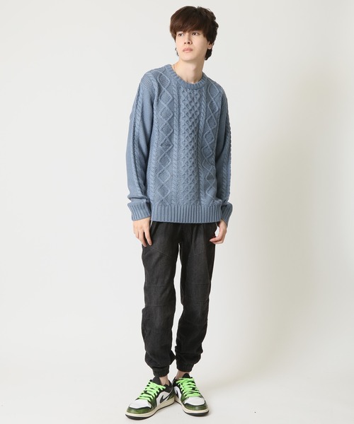 ARCADE（アーケード）の「選べる クルーネック＆タートルネック ケーブル編みニット セーター Bling Leads（ニット/セーター・メンズ・ブルー系その他2/アイボリー系2/ライトグレー系1/ブラック系2/ブラック系その他2/グリーン系1/ブルー系1/グレー系その他2/アイボリー系1/ライトグレー系2/ブラック系1・M/XL/L）」の20枚目の写真