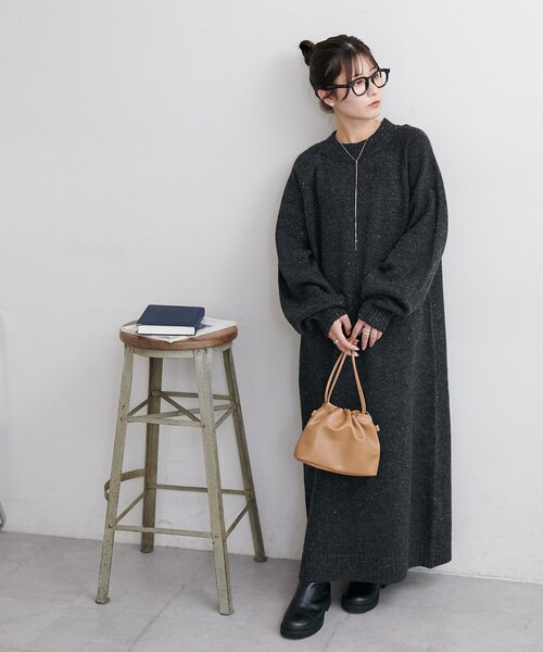 DISCOAT（ディスコート）の「【6色展開!/WEB限定】ラグランハイネックニットワンピース（ワンピース・レディース・グレー/ブラック/ライトベージュ/チャコールグレー/ネイビー/ブラウン・MEDIUM）」の16枚目の写真
