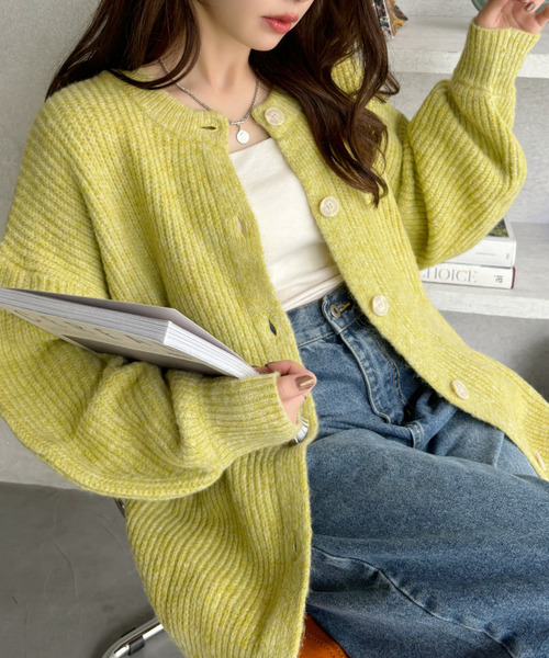 Ada.(エイダ)の「ふんわり モヘアタッチ メランジニット オーバーサイズカーディガン(カーディガン/ボレロ・レディース・グリーン/アイボリー/グレー・FREE)」の4枚目の写真