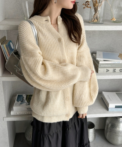 Ada.(エイダ)の「ふんわり モヘアタッチ メランジニット オーバーサイズカーディガン(カーディガン/ボレロ・レディース・グリーン/アイボリー/グレー・FREE)」の7枚目の写真