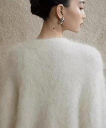 クルーネックシャギーニット