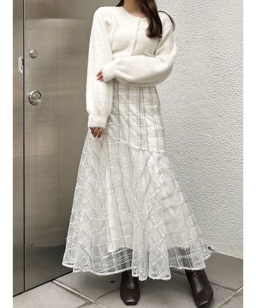 MERCURYDUO（マーキュリーデュオ）の「ミニシャギーロングスリーブニットカーディガン（カーディガン/ボレロ・レディース・グレー/アイボリー・FREE）」の6枚目の写真