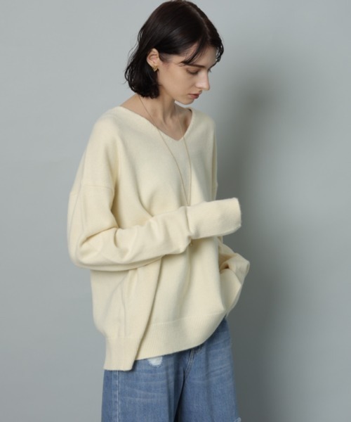 新品タグ付き★CADUNE カデュネ　ウール混2WAYニット　オフホワイト 新品タグ付き CADUNE カデュネ ウール混2WAYニット オフホワイト