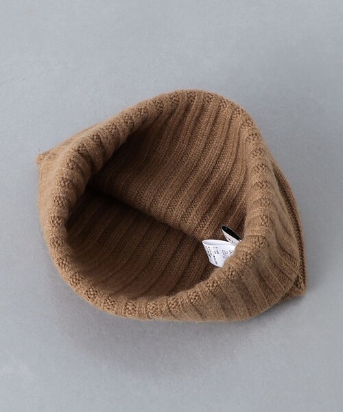 UNITED ARROWS（ユナイテッドアローズ）の「オーガニック カシミヤ ニットキャップ（ニットキャップ/ビーニー・メンズ・ネイビー/ブラウン・FREE）」の3枚目の写真