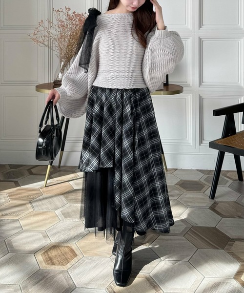 clear（クリア）の「肩スリットチュールリボンニットトップス[肩見せ　リボン　バルーン袖]≪2024AW新作≫（ニット/セーター・レディース・アイボリー/グレー/ピンク・F）」の7枚目の写真