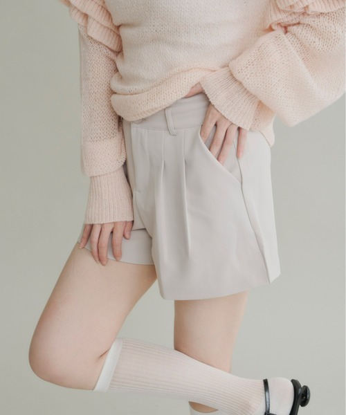 Olu.（オルドット）の「ツータックショートパンツ（その他パンツ・レディース・ベージュ/ブラック/グレー・FREE）」の13枚目の写真