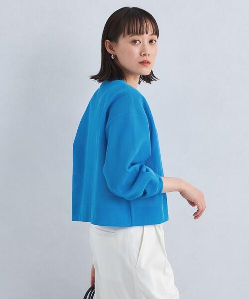 green label relaxing（グリーンレーベルリラクシング）の「パフ シアー ニット カーディガン -ウォッシャブル-（カーディガン/ボレロ・レディース・ブラック/オフホワイト/コバルトブルー・FREE）」の4枚目の写真