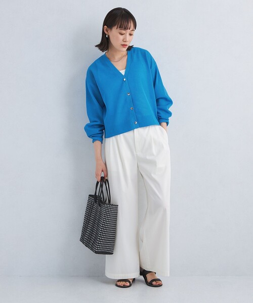 green label relaxing（グリーンレーベルリラクシング）の「パフ シアー ニット カーディガン -ウォッシャブル-（カーディガン/ボレロ・レディース・ブラック/オフホワイト/コバルトブルー・FREE）」の5枚目の写真