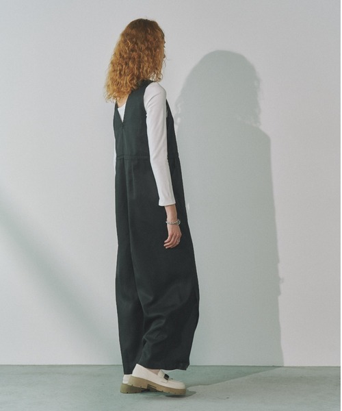 Solace（ソレイス）の「Vネックオールインワン（サロペット/オーバーオール・レディース・グレー/ブラック・FREE）」の3枚目の写真