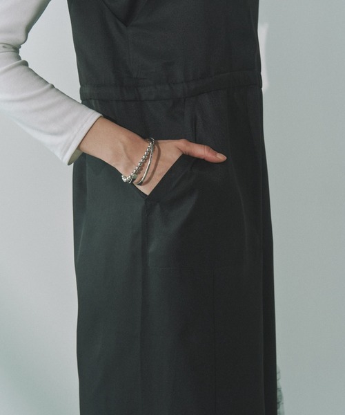 Solace（ソレイス）の「Vネックオールインワン（サロペット/オーバーオール・レディース・グレー/ブラック・FREE）」の7枚目の写真