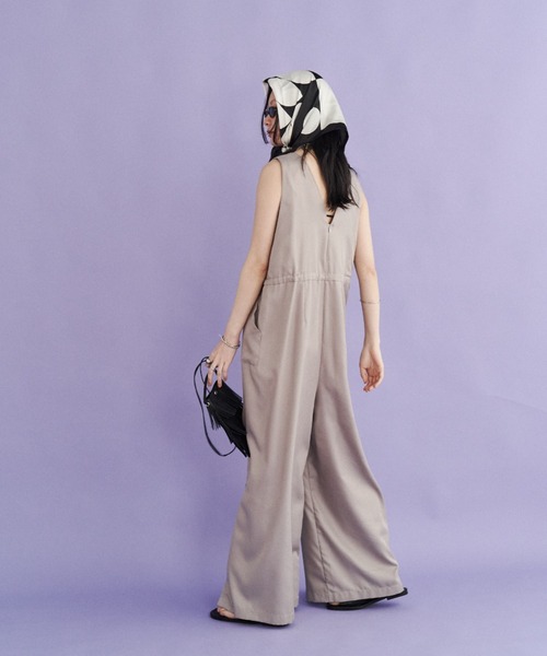 Solace（ソレイス）の「Vネックオールインワン（サロペット/オーバーオール・レディース・グレー/ブラック・FREE）」の13枚目の写真