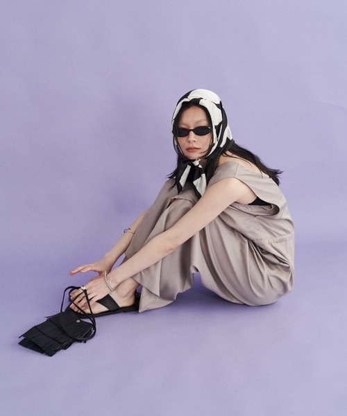 Solace（ソレイス）の「Vネックオールインワン（サロペット/オーバーオール・レディース・グレー/ブラック・FREE）」の16枚目の写真