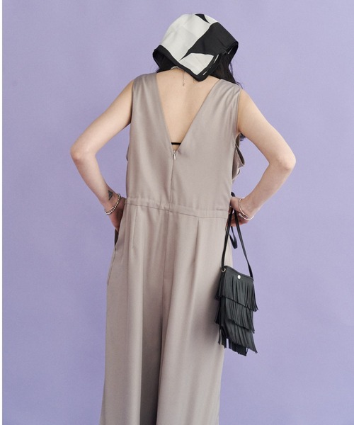 Solace（ソレイス）の「Vネックオールインワン（サロペット/オーバーオール・レディース・グレー/ブラック・FREE）」の20枚目の写真