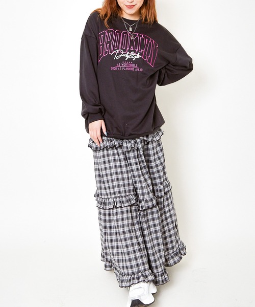 GORGE（ゴージ）の「柄ティアードワンピース（ワンピース・レディース・ピンク/ブラウン/レッド/アイボリー系・F）」の2枚目の写真