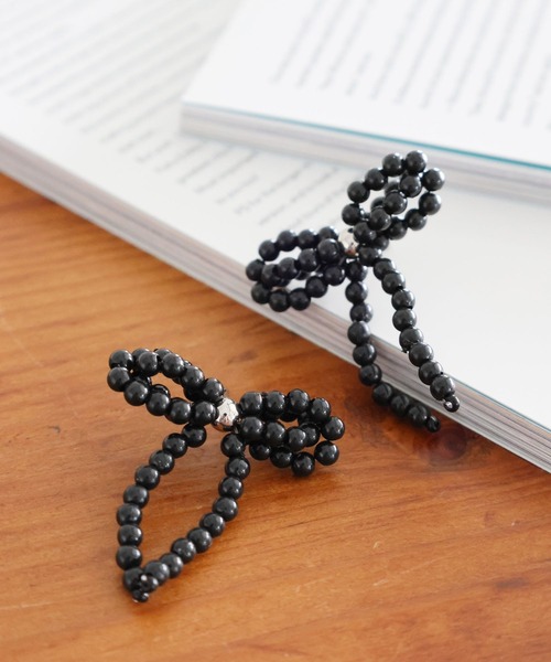 niko and...（ニコアンド）の「ビーズリボンピアス（ピアス（両耳用）・レディース・ブラック/グレー/ホワイト・0）」の2枚目の写真