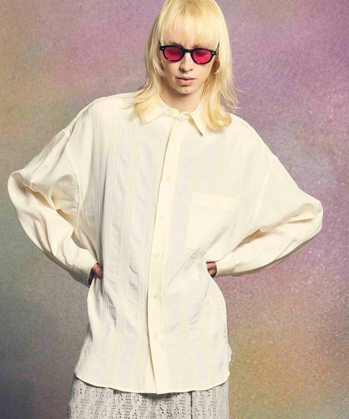 MAISON SPECIAL(メゾンスペシャル)の「《UNISEX》【LIMITED EDITION】Prime-Over Regular Collar Shirt/プライムオーバーレギュラーカラーシャツ【MAISON SPECIAL/メゾンスペシャル】(シャツ/ブラウス・メンズ・アイボリー/その他4/その他5/ピンクベージュ/その他7/その他8/その他9/その他6/その他1/その他2/ダークブラック/キナリ/グレイッシュベージュ/ベージュ/パープル/ダークブラウン/その他3/ブラック/グレー/オフホワイト/サックスブルー/ホワイト・1/2)」の3枚目の写真
