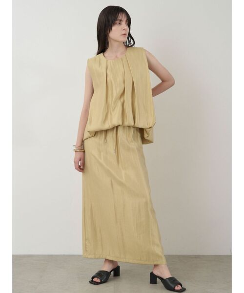 ELENDEEK（エレンディーク）の「シャイニーバルーンブラウス【セットアップ対応】（シャツ/ブラウス・レディース・ブラック/ライトブルー/イエロー/ベージュ・FREE）」の19枚目の写真