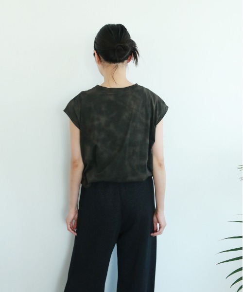 WALANCE（ワランス）の「organic cotton jersey asymmetry tee（タンクトップ・レディース・ブラック系その他/スミクロ/インディゴブルー・FREE）」の14枚目の写真