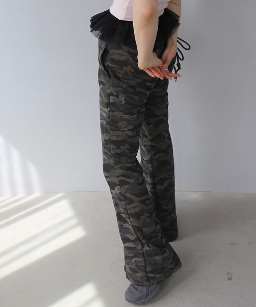 SANSeLF(サンセルフ)の「【SANSeLF】カモフラ柄リラックスフレアパンツ sanw25s065(その他パンツ・レディース・カモフラージュ・FREE)」の4枚目の写真