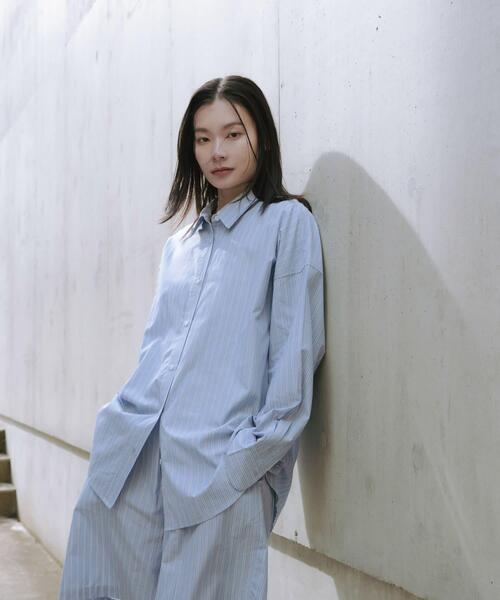 URBAN RESEARCH(アーバンリサーチ)の「new basic インドスビンコットンストライプシャツ(シャツ/ブラウス・レディース・ブルー・FREE)」の6枚目の写真