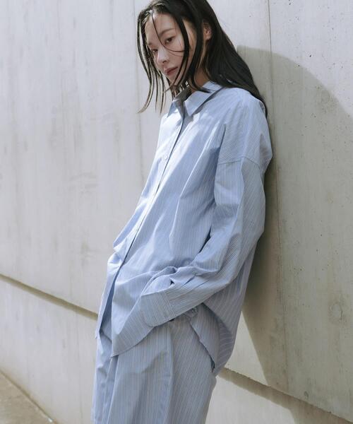 URBAN RESEARCH(アーバンリサーチ)の「new basic インドスビンコットンストライプシャツ(シャツ/ブラウス・レディース・ブルー・FREE)」の10枚目の写真