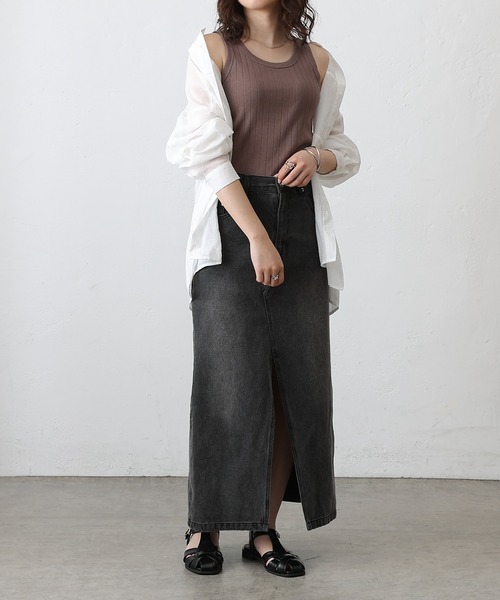 COLONY 2139（コロニートゥーワンスリーナイン）の「ワイドリブクルータンクトップ（タンクトップ・レディース・モカ/ブラック/オフホワイト/カーキ・FREE）」の12枚目の写真