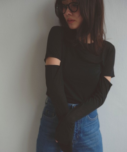 N WITH.(エヌウィズ)の「スリットロングTEE(Tシャツ/カットソー・レディース・ブラック/ホワイト・FREE)」の1枚目の写真