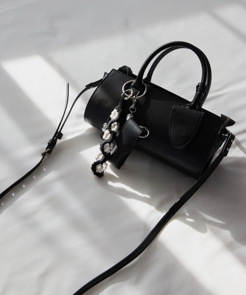 WILLFULLY（ウィルフリー）の「cylinder real leather mulch bag