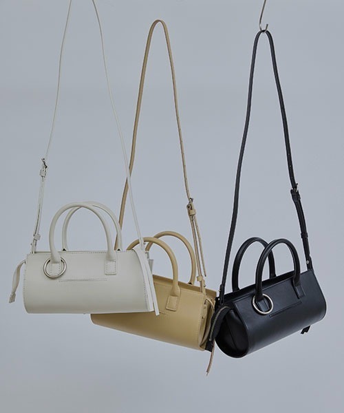 WILLFULLY（ウィルフリー）の「cylinder real leather mulch bag