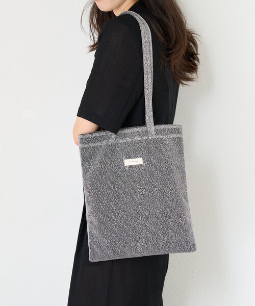 BIRTHDAY BAR（バースデイバー）の「ラメフラットトートバッグ（トートバッグ・レディース・シルバー/サックスブルー/ブラック/シルバー系その他・0）」の3枚目の写真