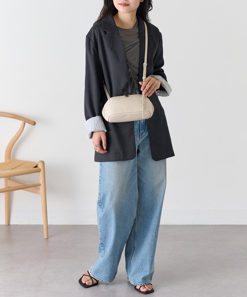 ADD CULUMN(アドカラム)の「【ADD CULUMN】 FIGRE POCHETTE A25W02B398(ショルダーバッグ・レディース・バーガンディー/ブラウン/アイボリー/カーキ/ブラック/グレー・FREE)」の12枚目の写真