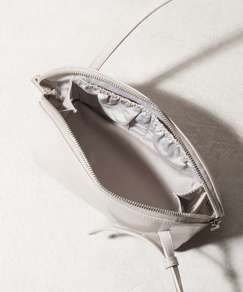 ADD CULUMN(アドカラム)の「【ADD CULUMN】 FIGRE POCHETTE A25W02B398(ショルダーバッグ・レディース・バーガンディー/ブラウン/アイボリー/カーキ/ブラック/グレー・FREE)」の20枚目の写真