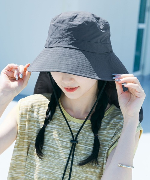 SMELLY（スメリー）の「『撥水/UVカット』サンシェードバケットハット（ハット・レディース・チャコールグレー/ベージュ・-）」の6枚目の写真