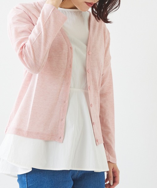 welleg(ウェレッグ)の「UVカット Vネック カーディガン(カーディガン/ボレロ・レディース・ピンク/ホワイト/ネイビー/イエロー/ベージュ/ブラック/グレー・M/LL/L)」の17枚目の写真