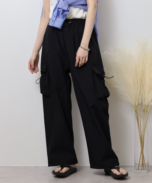 hunch(ハンチ)の「hunch 接触冷感 パラシュートパンツ(その他パンツ・レディース・アイボリー/ブラック/ライトブラウン/ライム・FREE)」の3枚目の写真