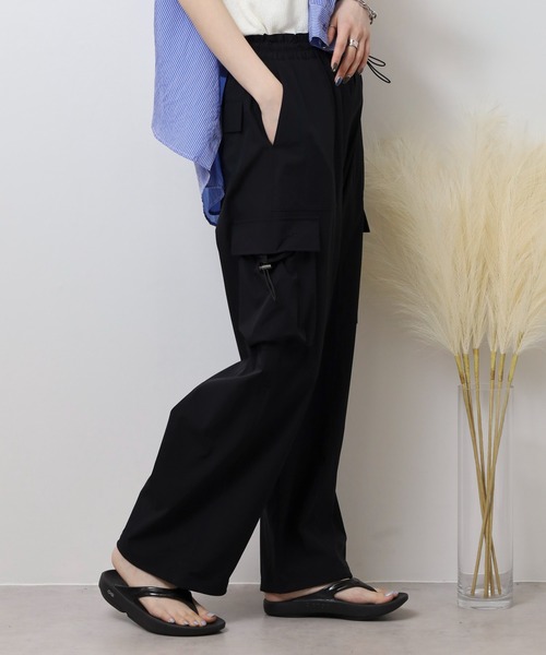 hunch(ハンチ)の「hunch 接触冷感 パラシュートパンツ(その他パンツ・レディース・アイボリー/ブラック/ライトブラウン/ライム・FREE)」の11枚目の写真