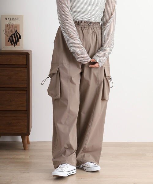 hunch(ハンチ)の「hunch 接触冷感 パラシュートパンツ(その他パンツ・レディース・アイボリー/ブラック/ライトブラウン/ライム・FREE)」の15枚目の写真